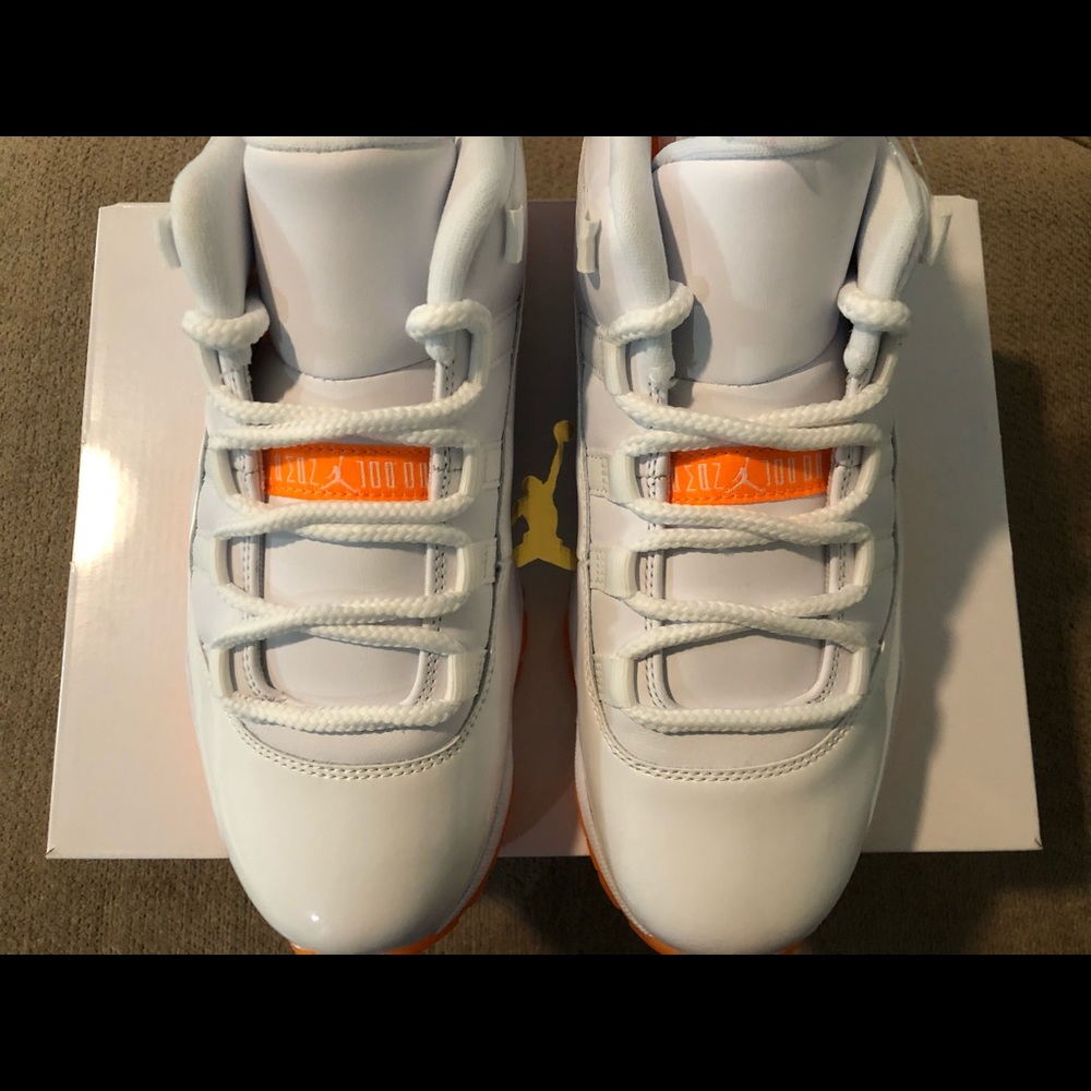 Women’s Air Jordan 11 Citrus 🍊